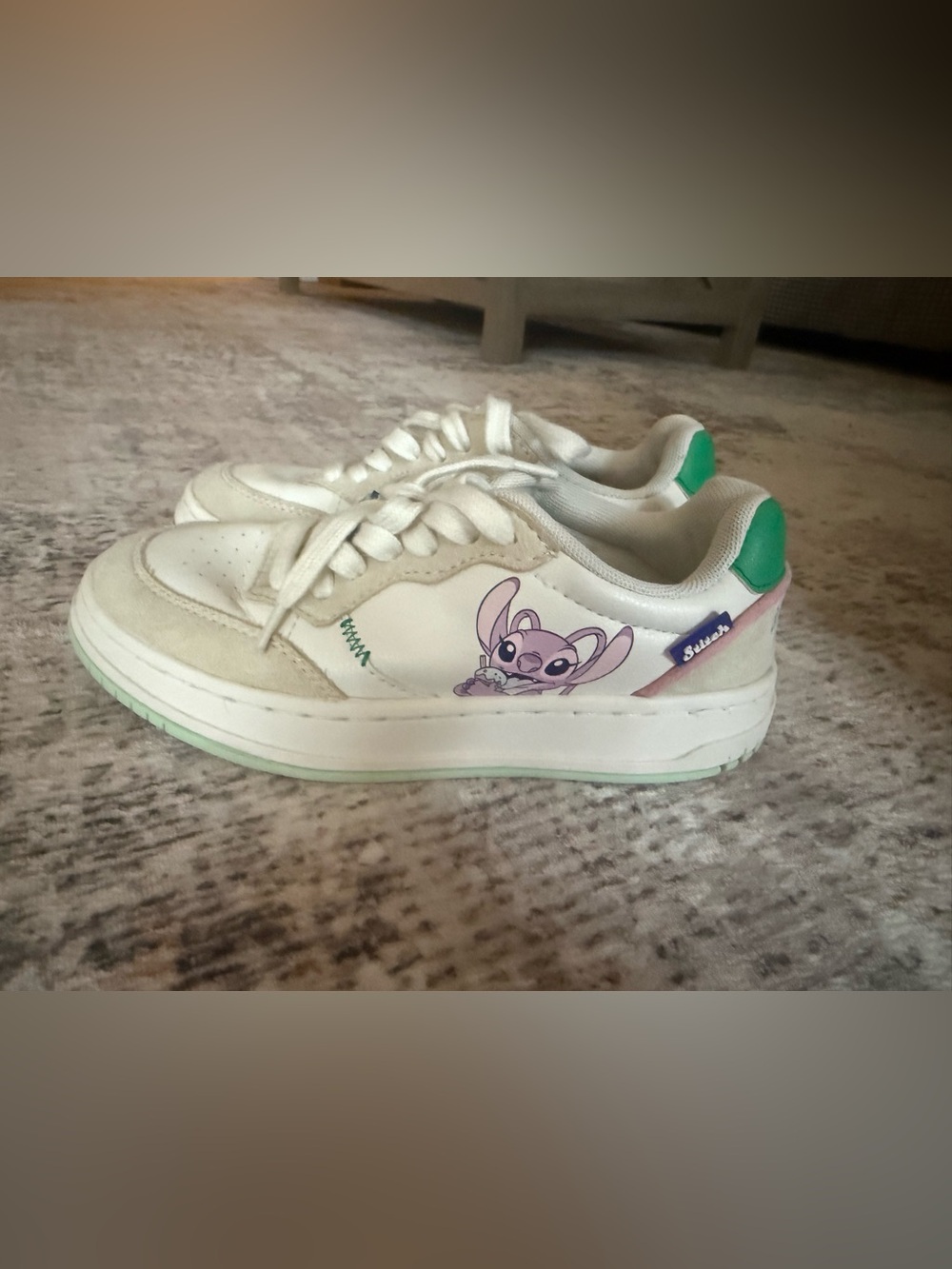 Kids Sneakers - Stitch Graphic EUR 33